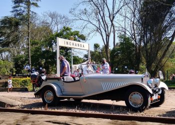 1000-hills-carousel-007